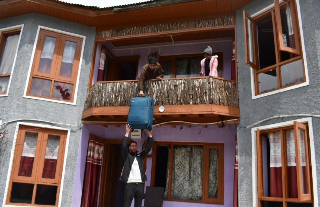 New Relax Inn, Pahalgam, 2 Km From Lidder Valley エクステリア 写真