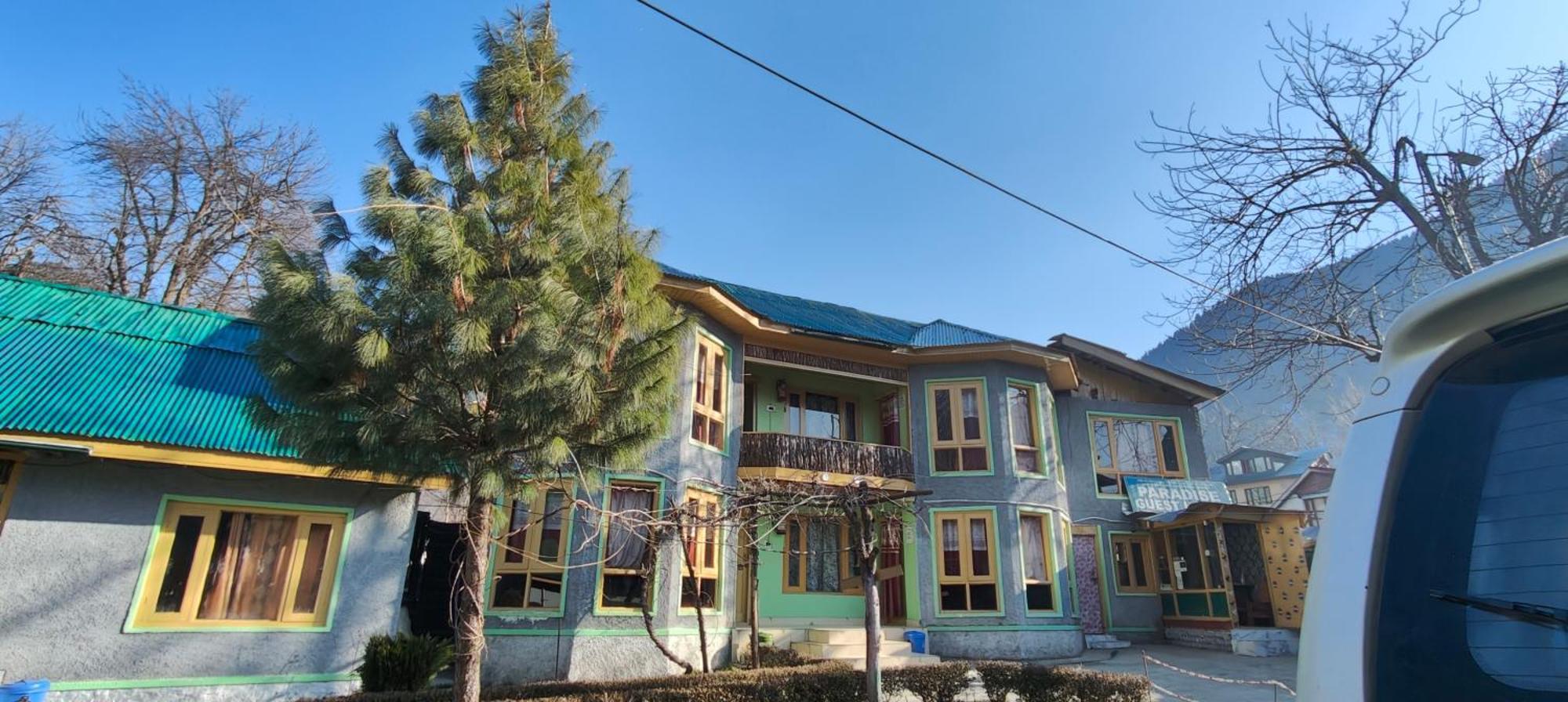 New Relax Inn, Pahalgam, 2 Km From Lidder Valley エクステリア 写真