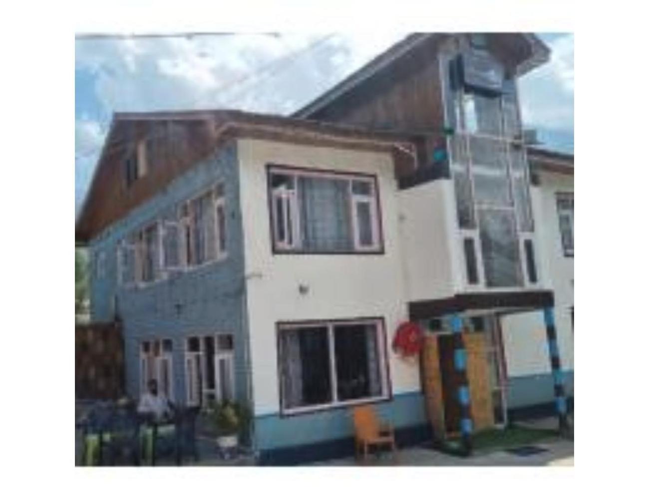 New Relax Inn, Pahalgam, 2 Km From Lidder Valley エクステリア 写真