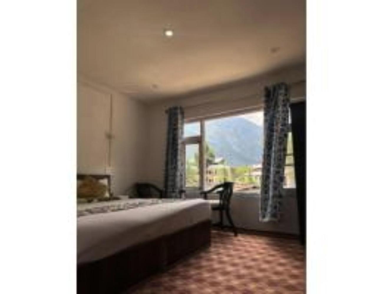 New Relax Inn, Pahalgam, 2 Km From Lidder Valley エクステリア 写真
