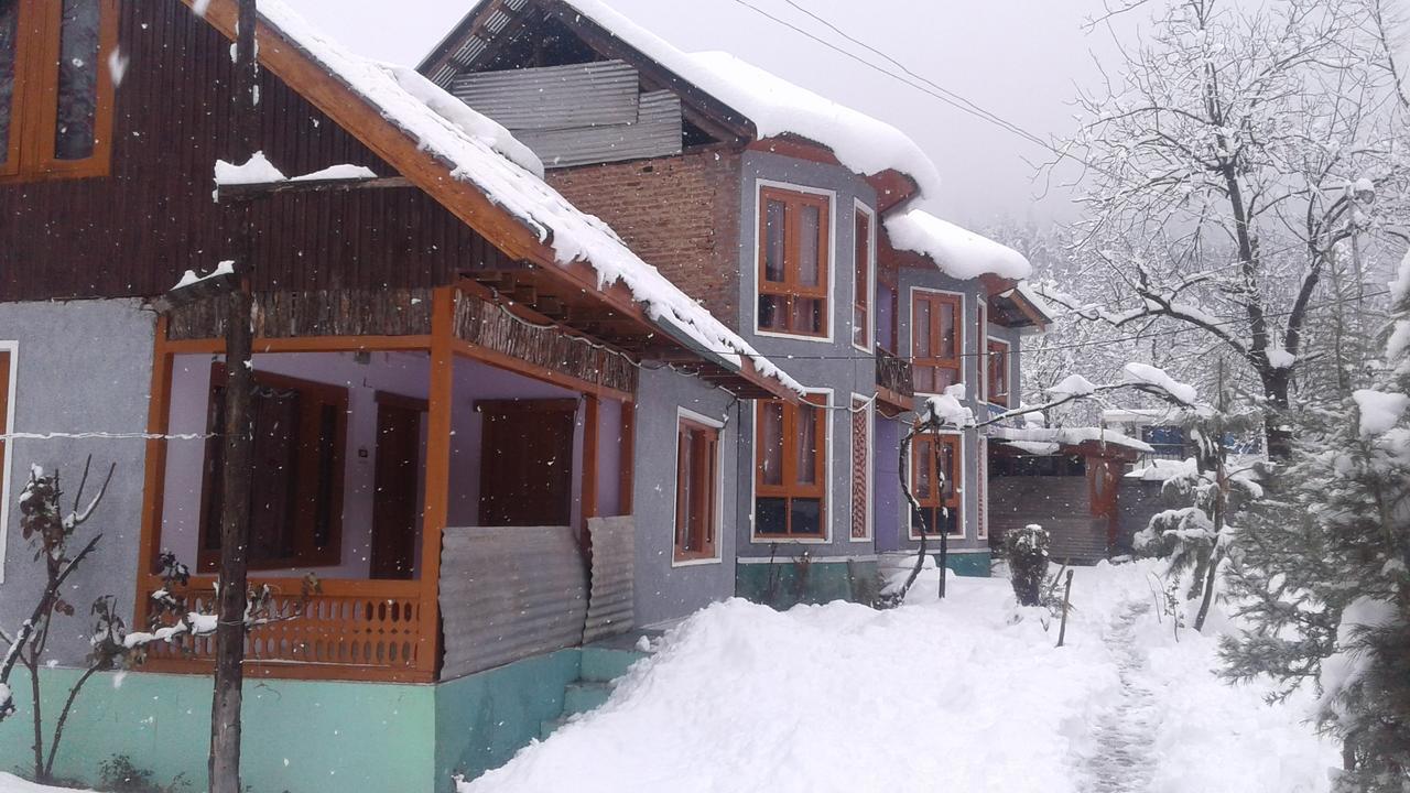 New Relax Inn, Pahalgam, 2 Km From Lidder Valley エクステリア 写真